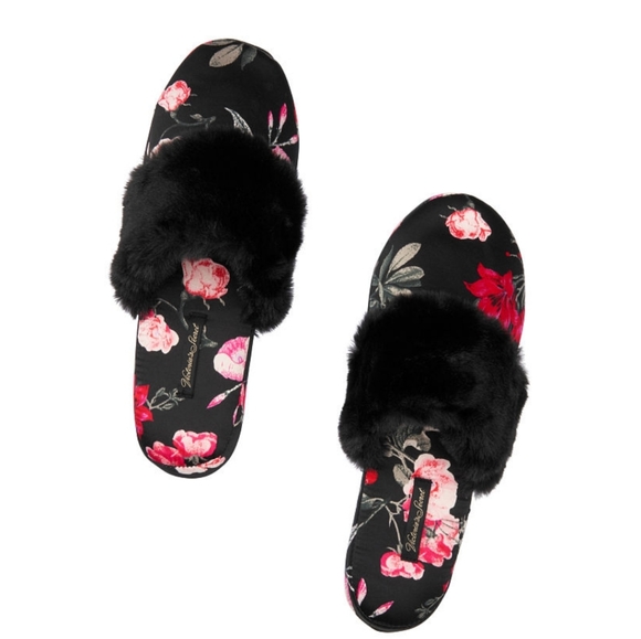 🛑 2 / $40 Sale! Victoria Secret Black Floral Slipper Set N… - Picture 3 of 14